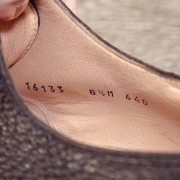 $895 GRAVATI Neiman Marcus 8.5 M Genuine PECCARY Brown 16133 * add $15 new Trees - Picture 7 of 16